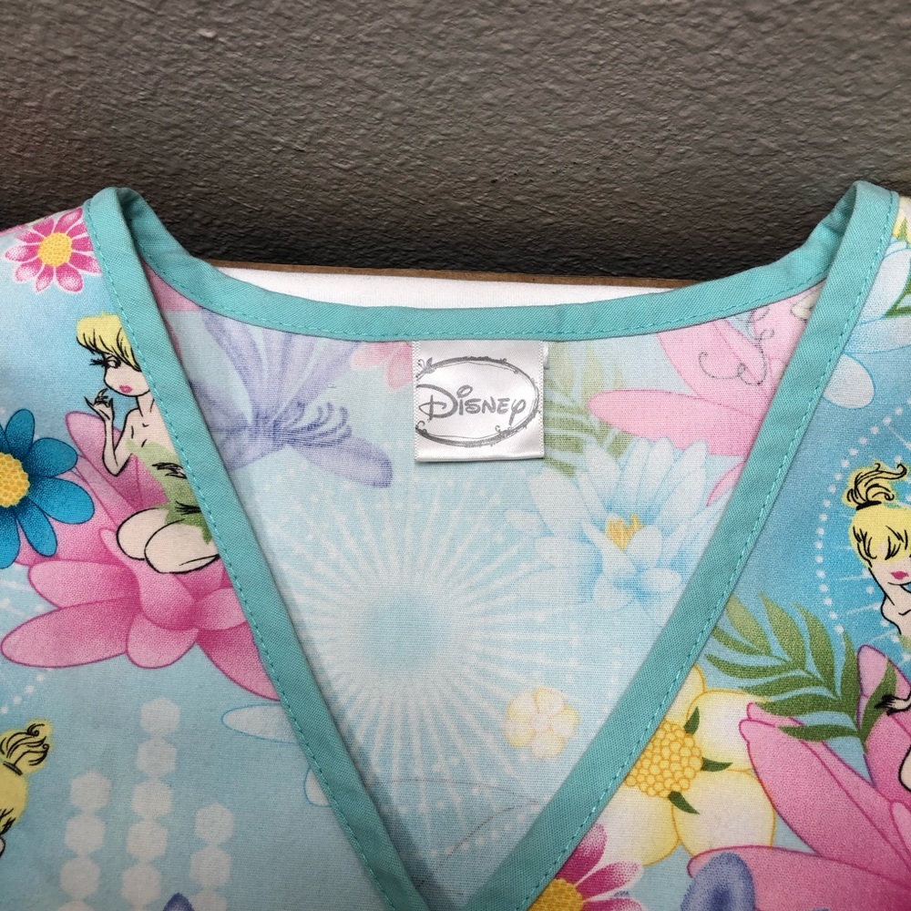 Disney Mickey Frozen Tinker Bell Bundle Of 3 Disney Scrubs Tops With Pockets M - Picture 15 of 16